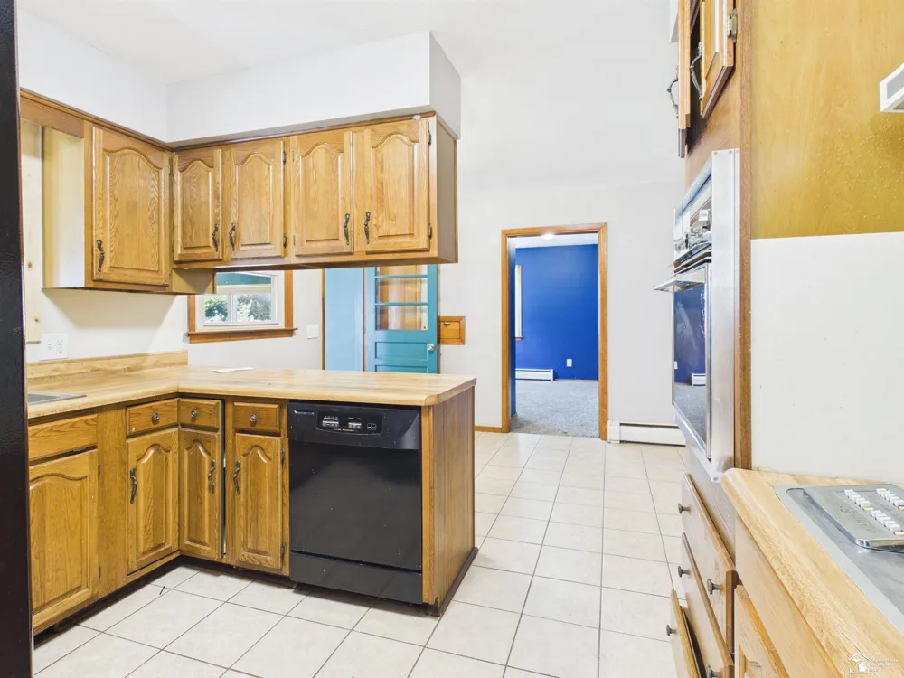 855 Mildred Avenue Bedford Township, MI 48182