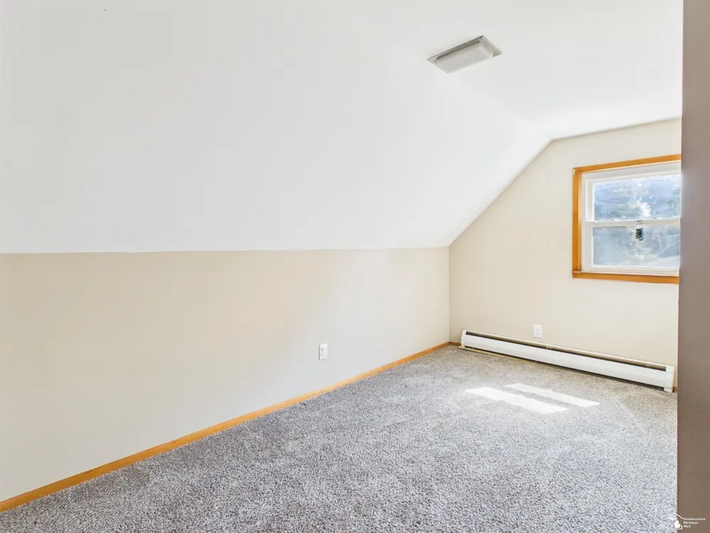 855 Mildred Avenue Bedford Township, MI 48182