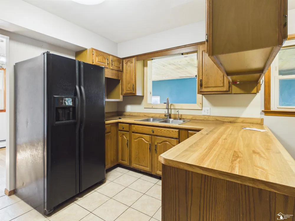 855 Mildred Avenue Bedford Township, MI 48182