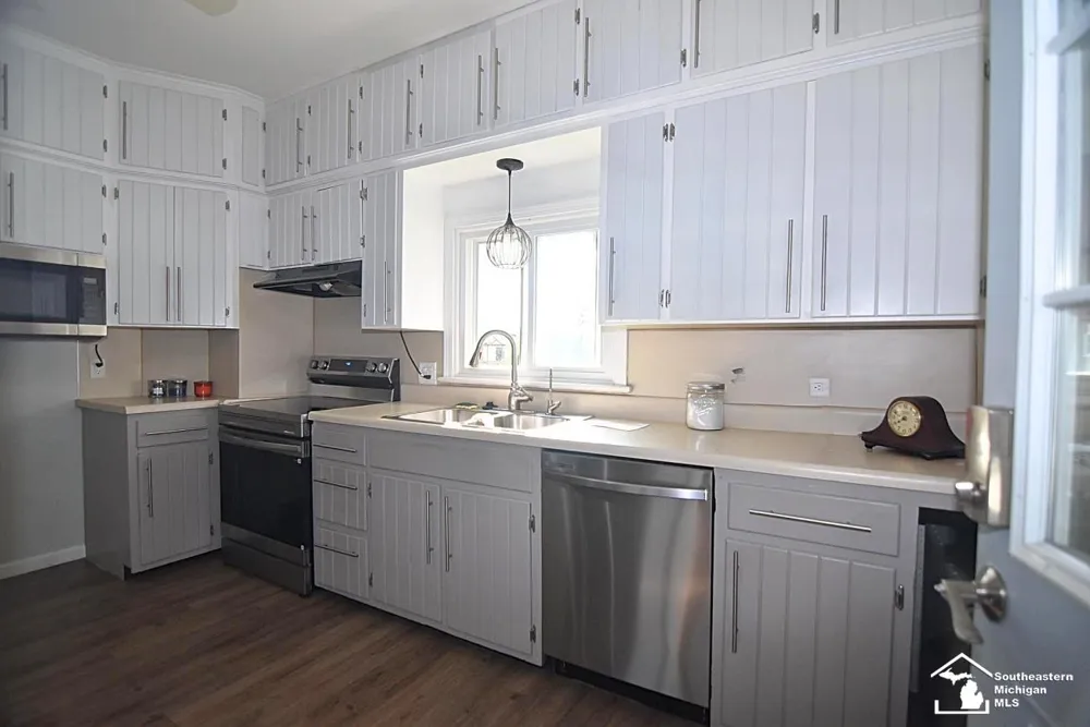 174 College Avenue Britton Village, MI 49229