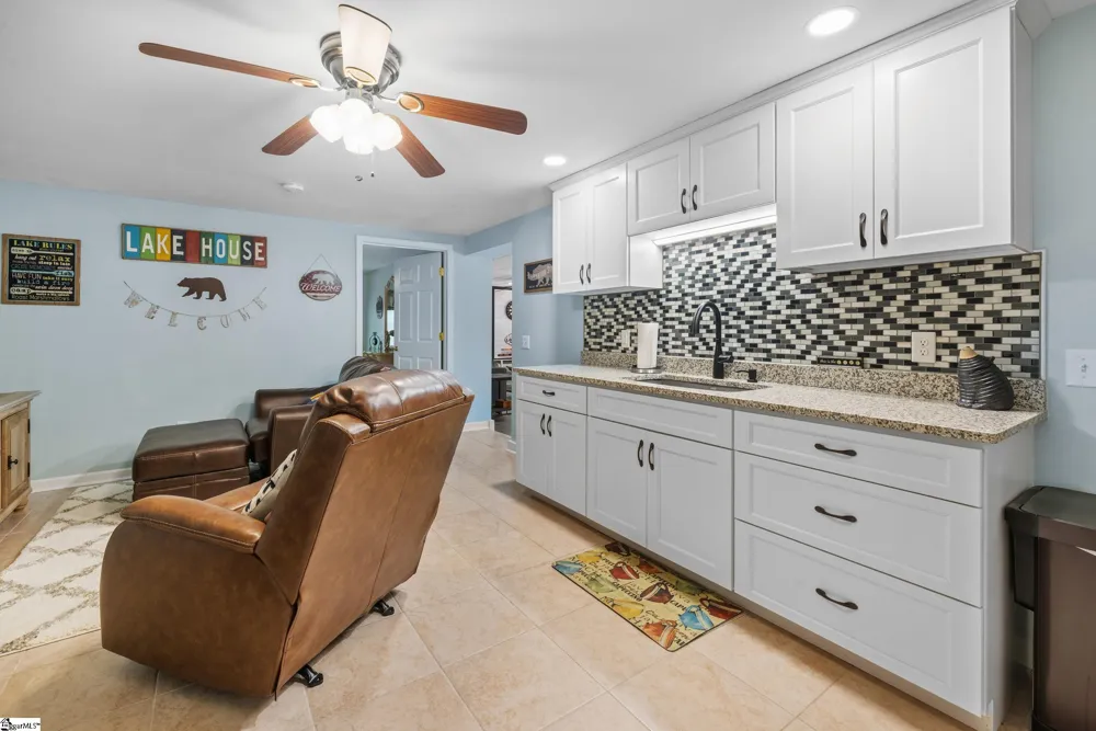 126 Indian Hill Westminster, SC 29693