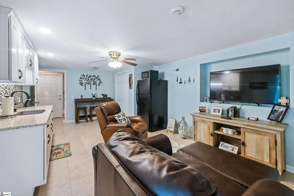 126 Indian Hill Westminster, SC 29693