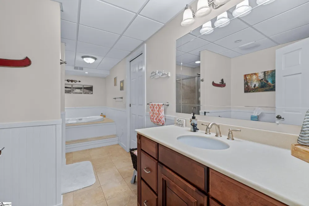 126 Indian Hill Westminster, SC 29693