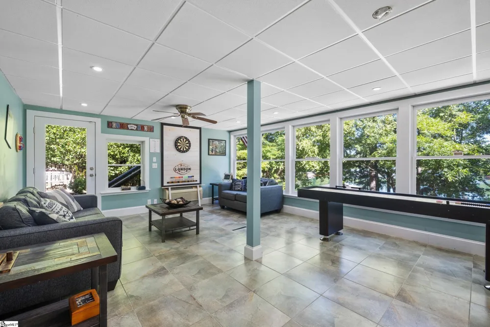126 Indian Hill Westminster, SC 29693