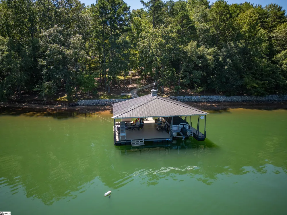 126 Indian Hill Westminster, SC 29693