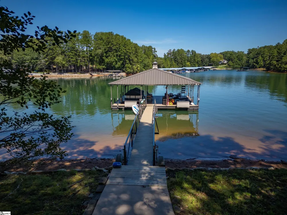 126 Indian Hill Westminster, SC 29693