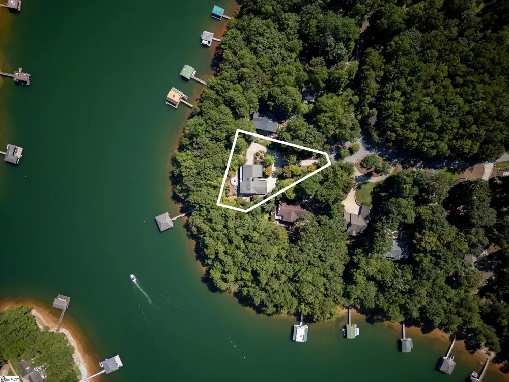 126 Indian Hill Westminster, SC 29693