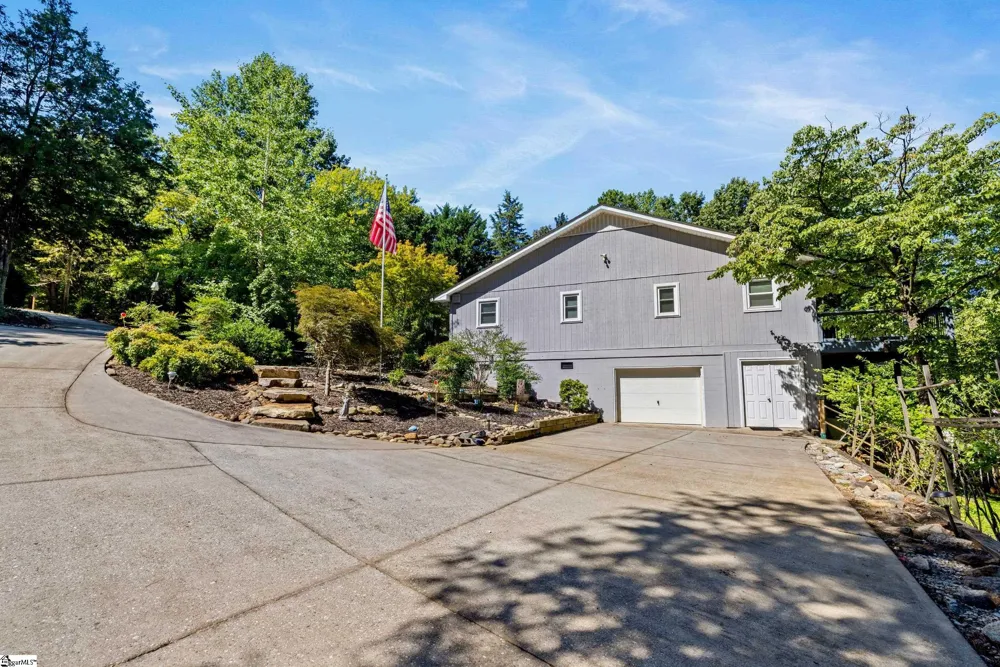 126 Indian Hill Westminster, SC 29693