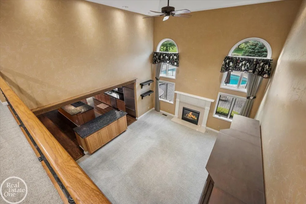 8849 Heatherwood Court Washington Township, MI 48095