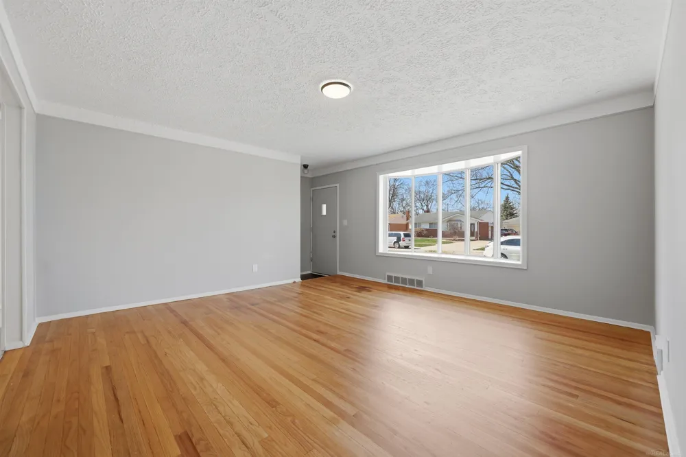 33226 Vista Way Street Fraser City, MI 48026