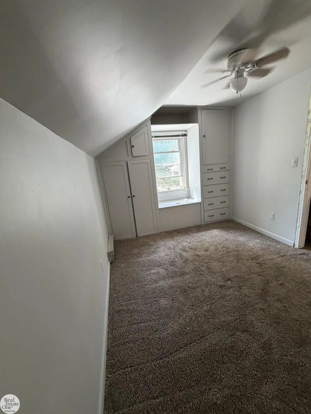 147 Robertson Street Marine City City, MI 48039