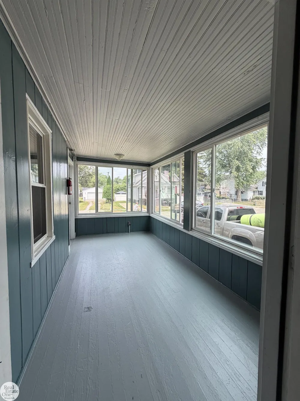 147 Robertson Street Marine City City, MI 48039