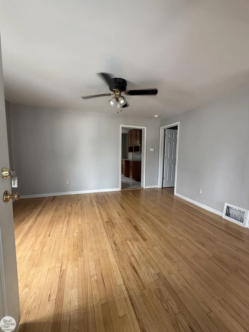 147 Robertson Street Marine City City, MI 48039