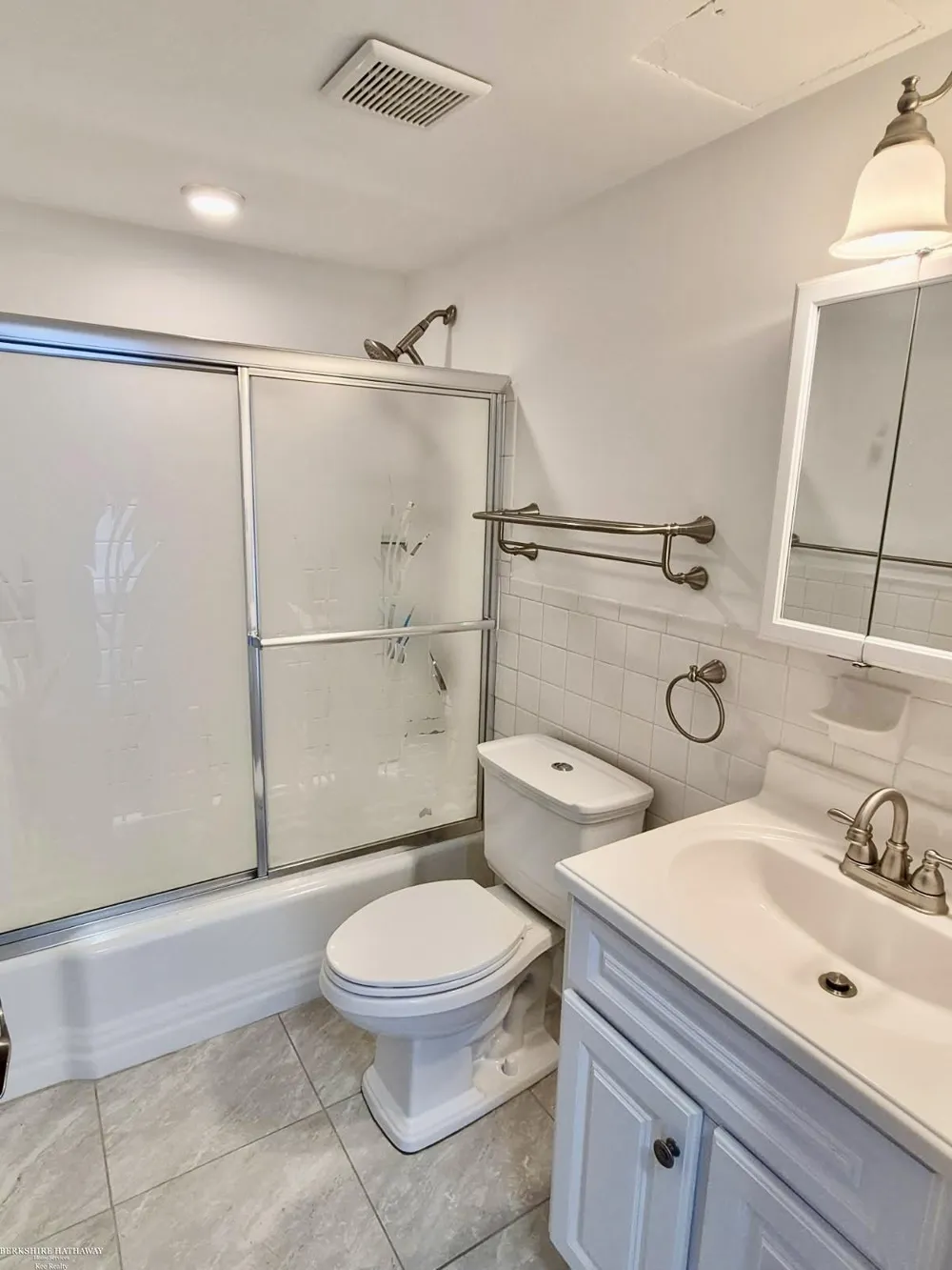 20 Chestnut Street Wyandotte City, MI 48192