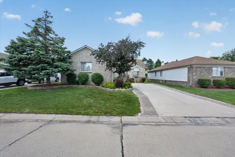 3527 New Boston Drive