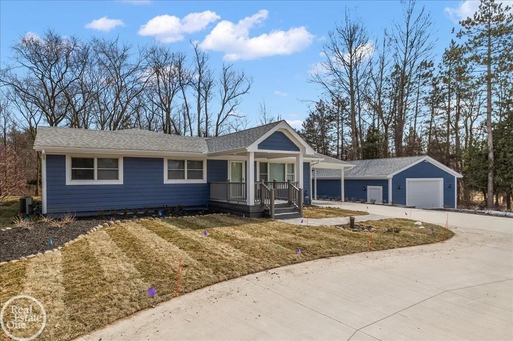 68000 Dequindre Road Washington Township, MI 48095