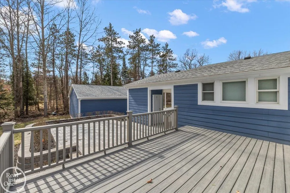 68000 Dequindre Road Washington Township, MI 48095