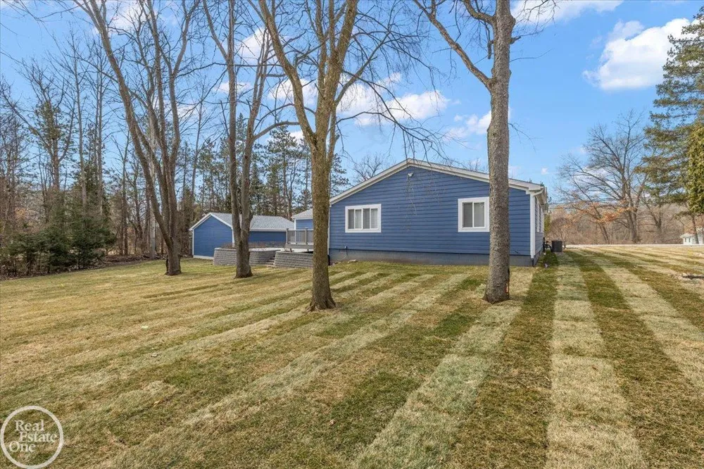 68000 Dequindre Road Washington Township, MI 48095