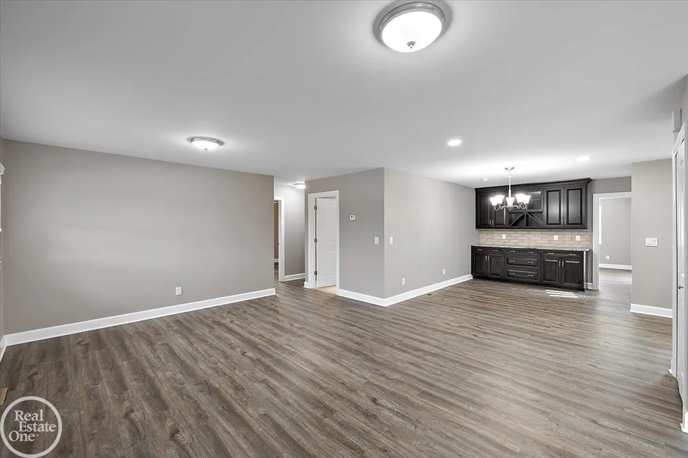 68000 Dequindre Road Washington Township, MI 48095