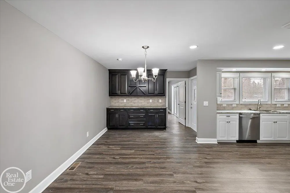 68000 Dequindre Road Washington Township, MI 48095