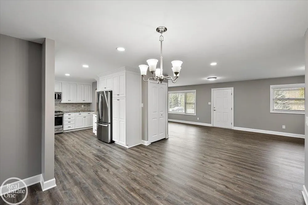 68000 Dequindre Road Washington Township, MI 48095