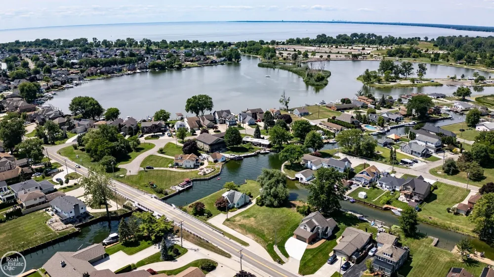 38777 Lakeshore Drive Harrison Charter Township, MI 48045