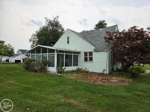 38777 Lakeshore Drive