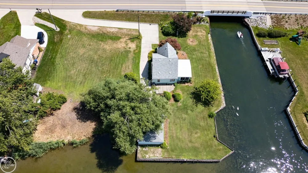 38777 Lakeshore Drive Harrison Charter Township, MI 48045