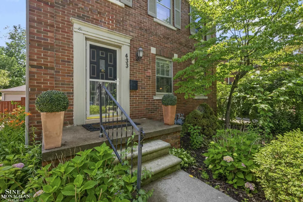 433 Maison Road Grosse Pointe Farms City, MI 48236