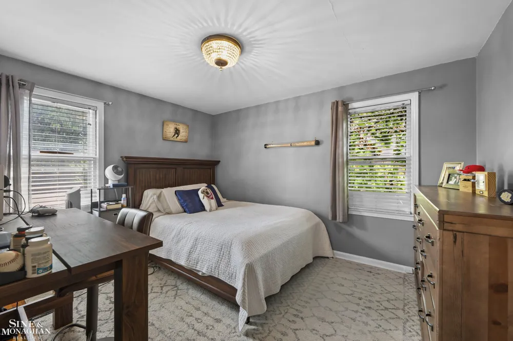 433 Maison Road Grosse Pointe Farms City, MI 48236