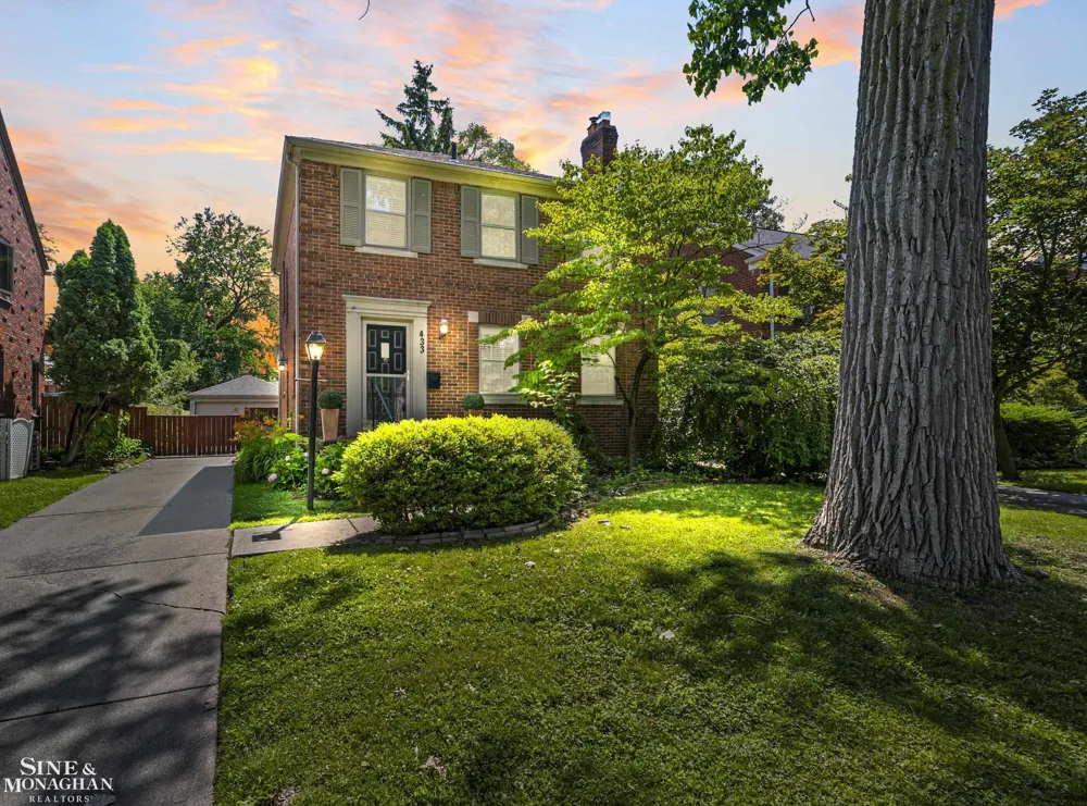 433 Maison Road Grosse Pointe Farms City, MI 48236