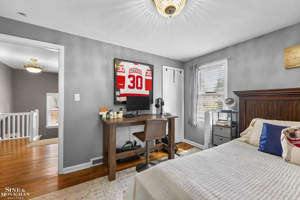 433 Maison Road Grosse Pointe Farms City, MI 48236