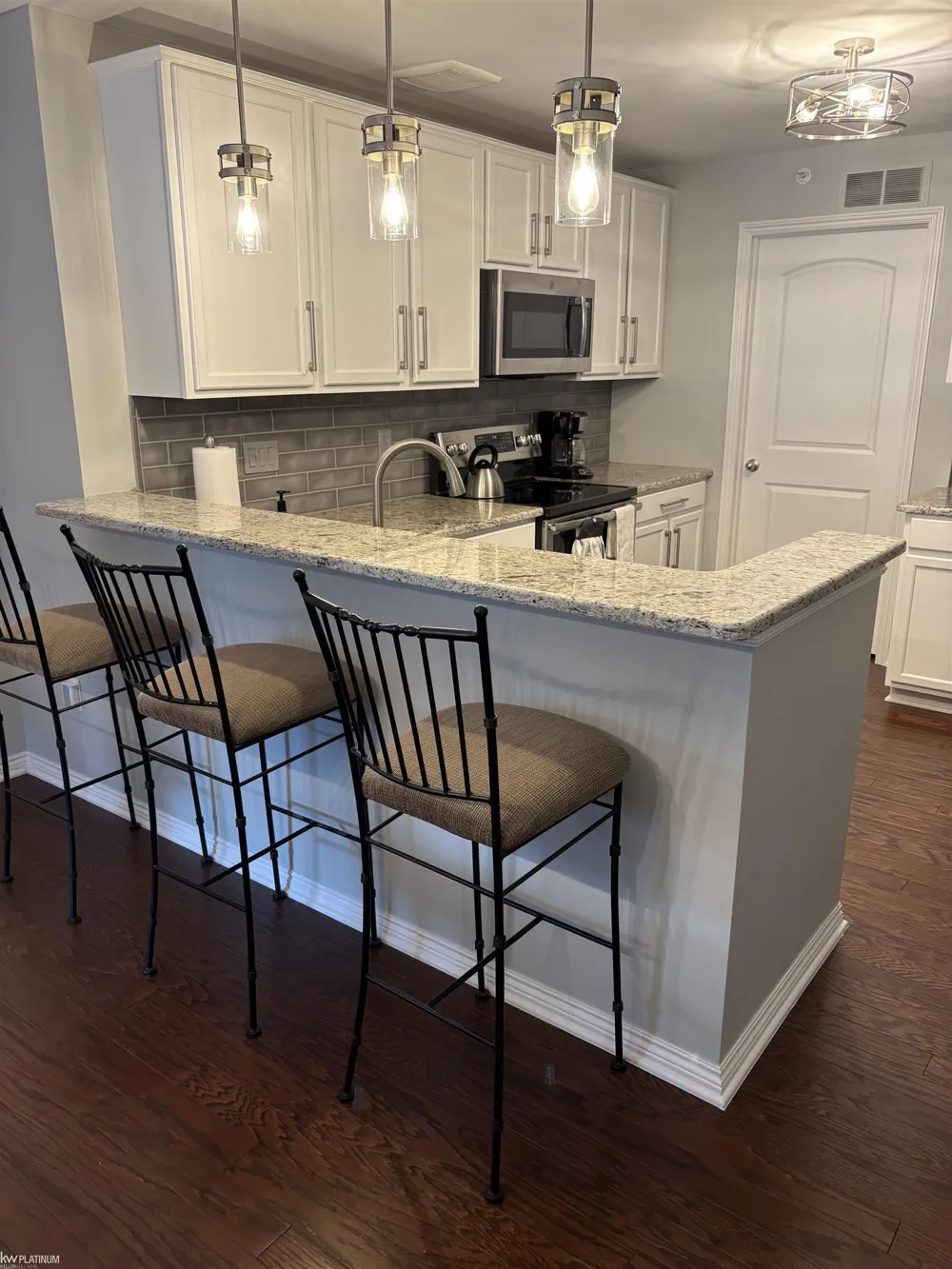 6989 Boulder Pointe Drive Washington Township, MI 48094