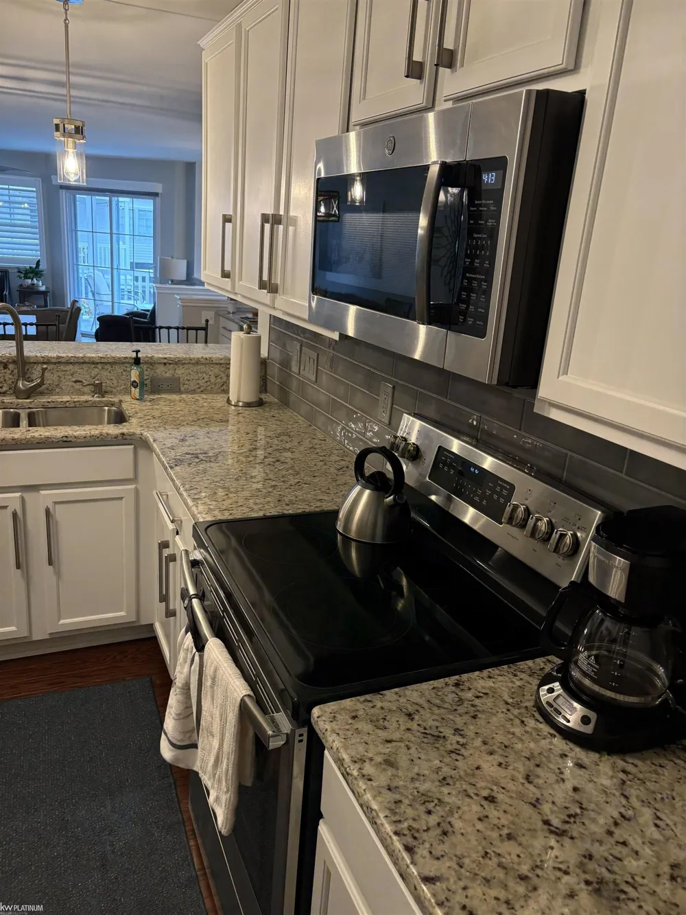 6989 Boulder Pointe Drive Washington Township, MI 48094