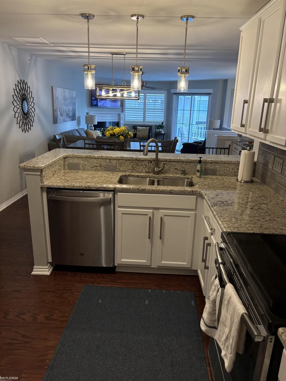 6989 Boulder Pointe Drive Washington Township, MI 48094