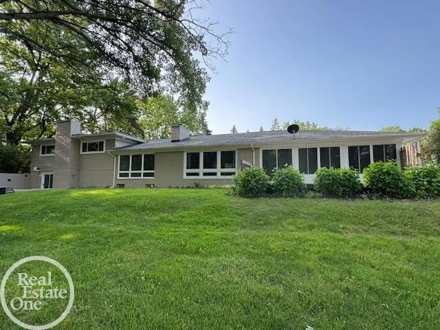 6026 Via Toscana Street Troy City, MI 48085