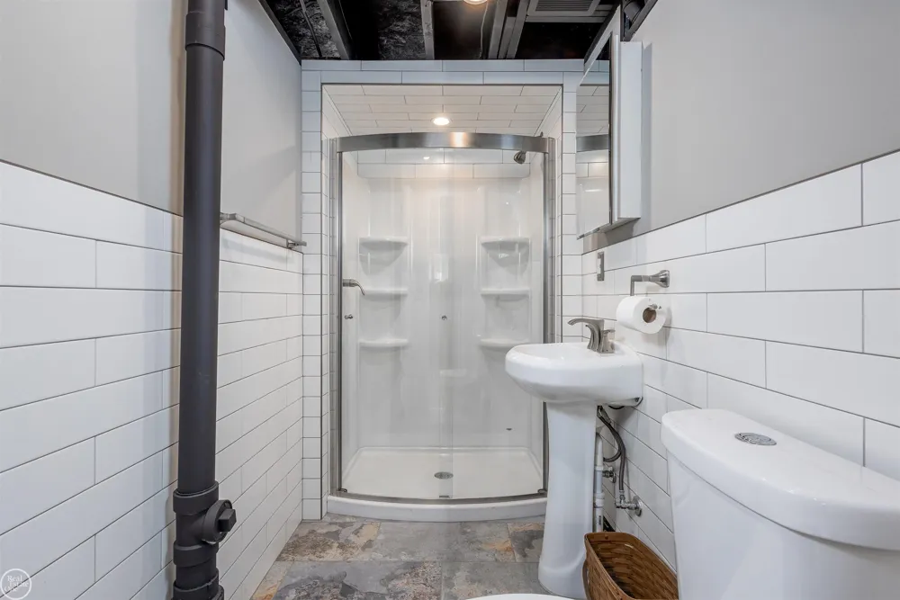6026 Via Toscana Street Troy City, MI 48085