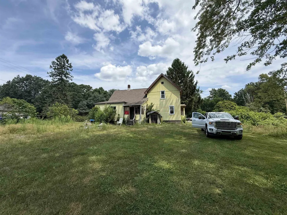 1433 Mill Street Clay Township, MI 48001