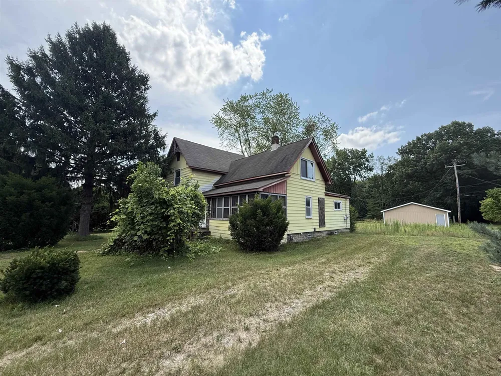 1433 Mill Street Clay Township, MI 48001