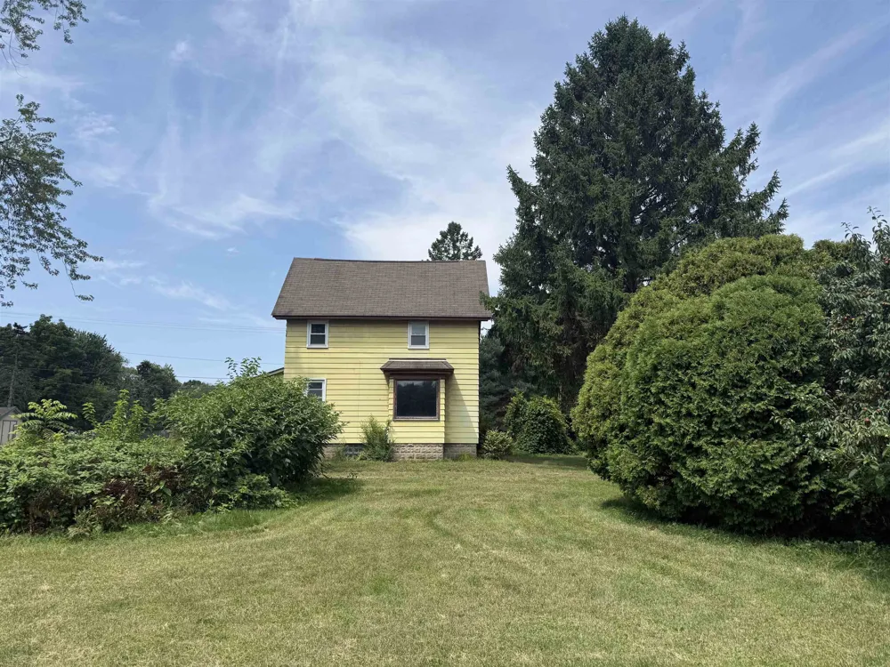 1433 Mill Street Clay Township, MI 48001