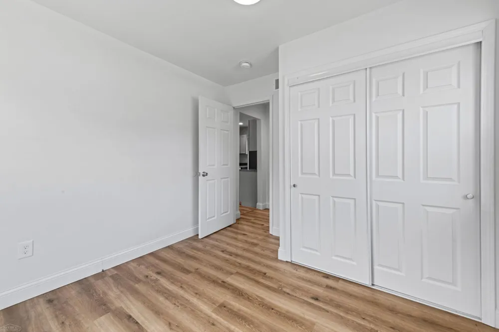 25545 Packard Street Roseville City, MI 48066
