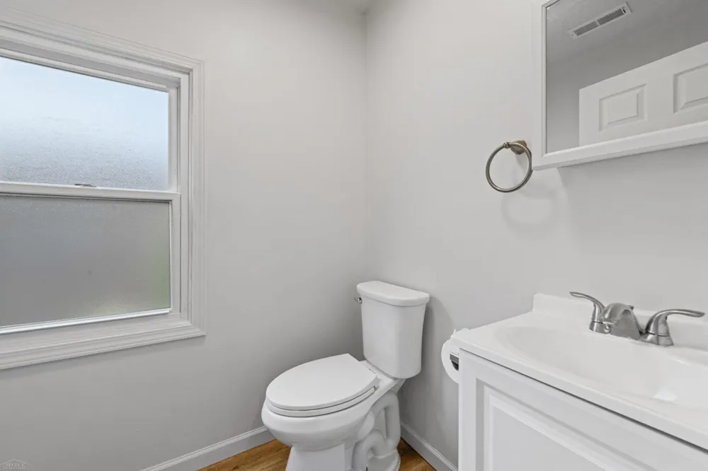 25545 Packard Street Roseville City, MI 48066