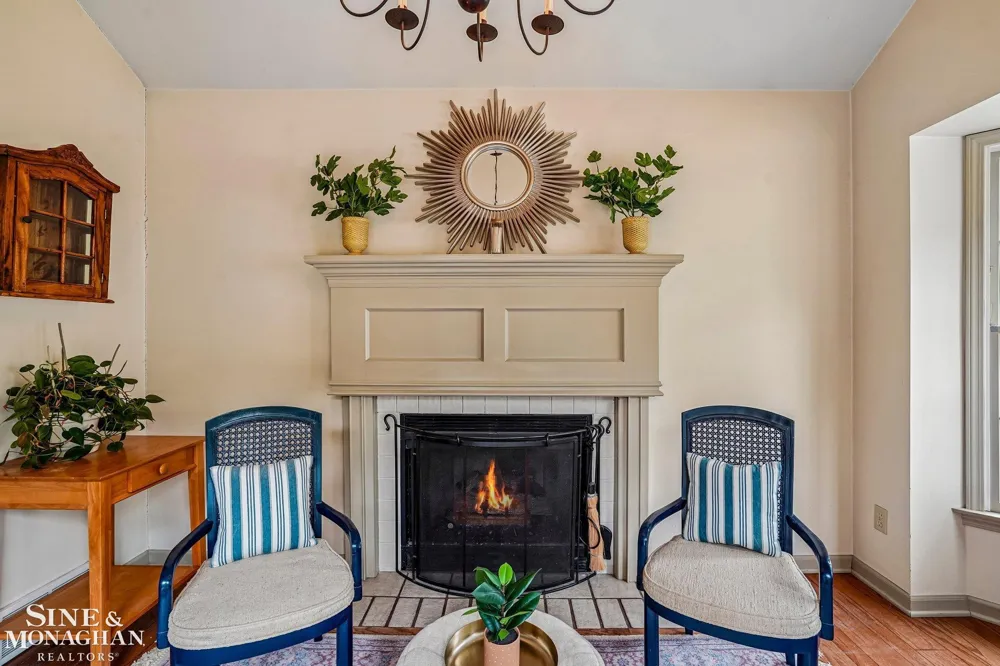 470 Allard Road Grosse Pointe Farms City, MI 48236
