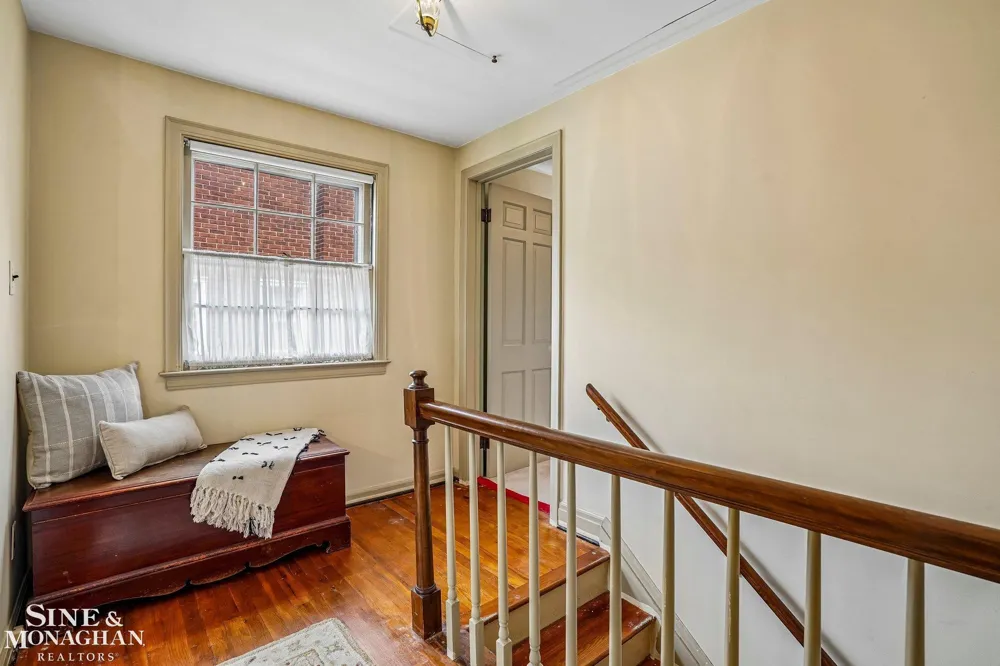 470 Allard Road Grosse Pointe Farms City, MI 48236