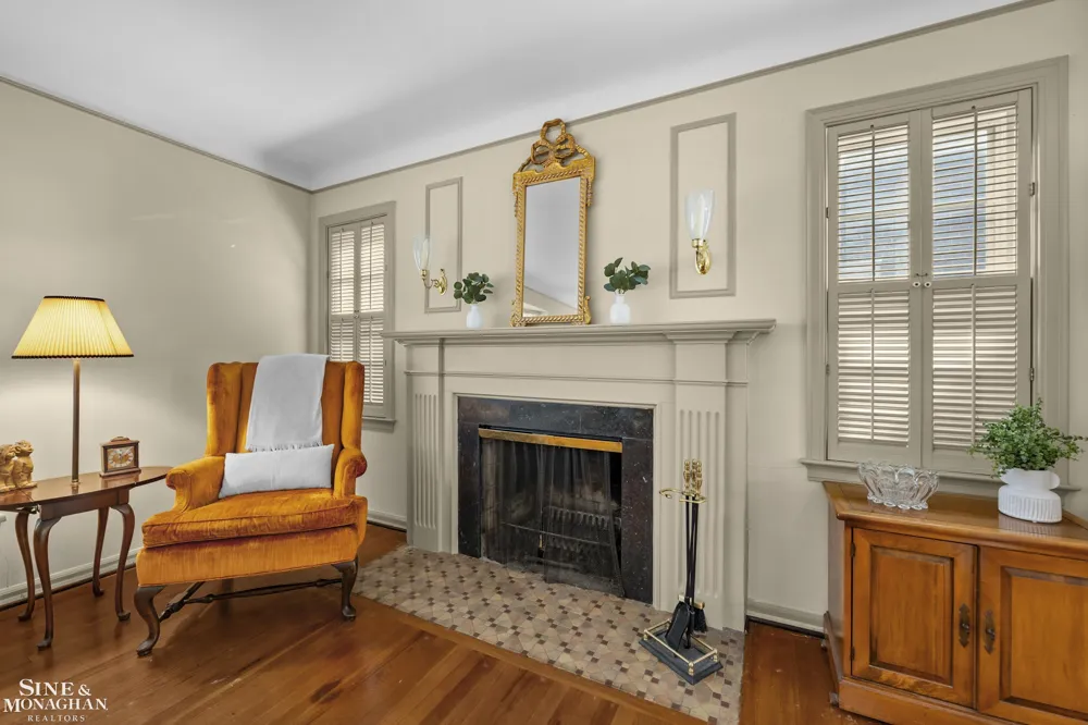 470 Allard Road Grosse Pointe Farms City, MI 48236