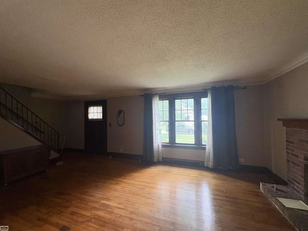 6032 Fox Street Mayville Village, MI 48744