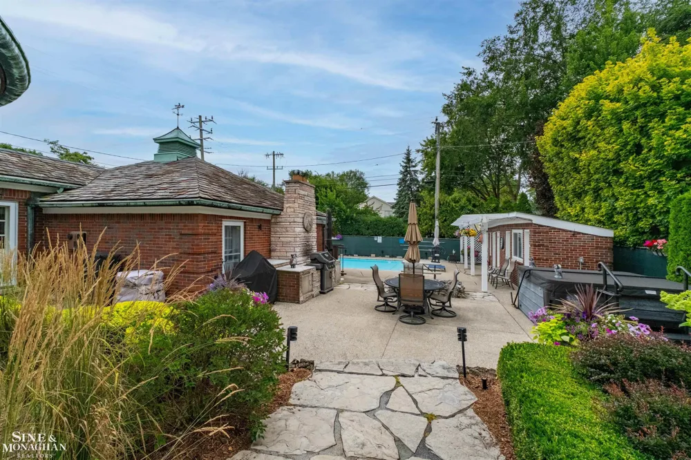 701 Balfour Street Grosse Pointe Park City, MI 48230