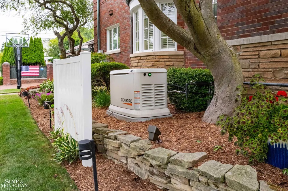 701 Balfour Street Grosse Pointe Park City, MI 48230