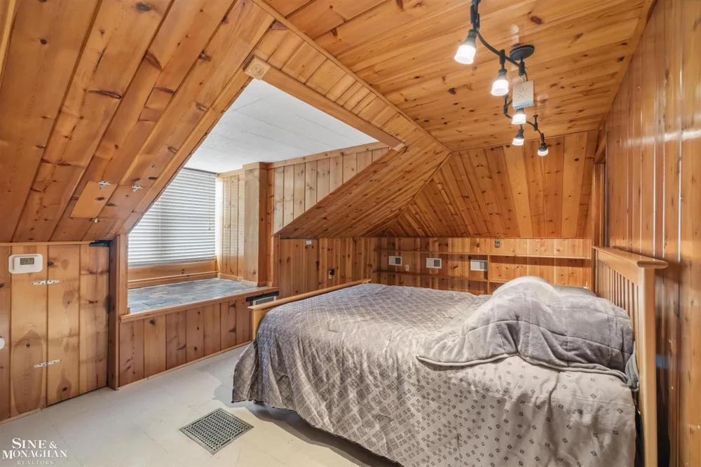 701 Balfour Street Grosse Pointe Park City, MI 48230