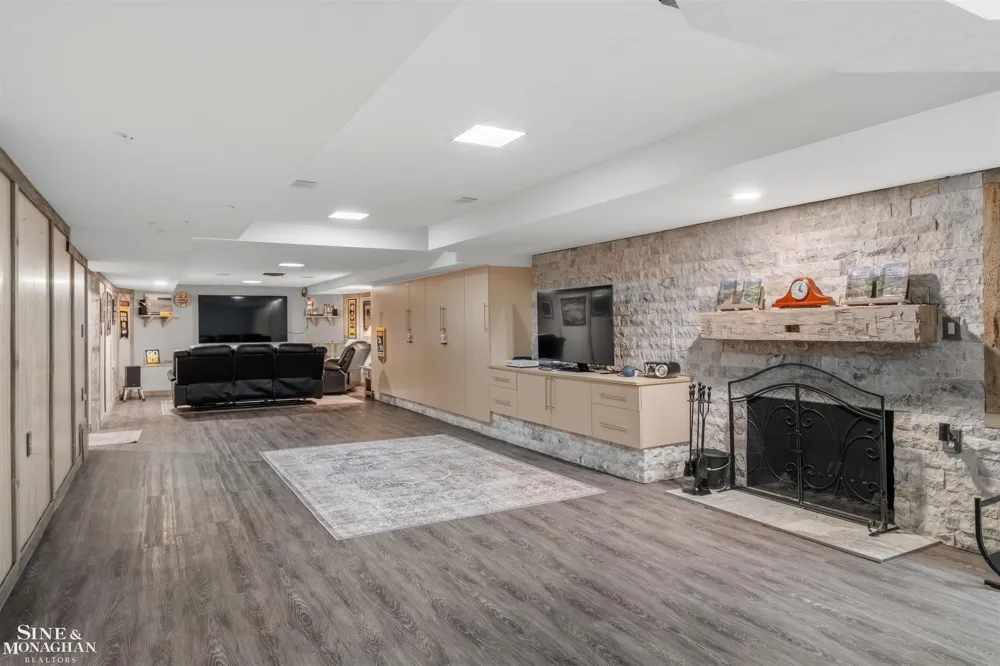 701 Balfour Street Grosse Pointe Park City, MI 48230